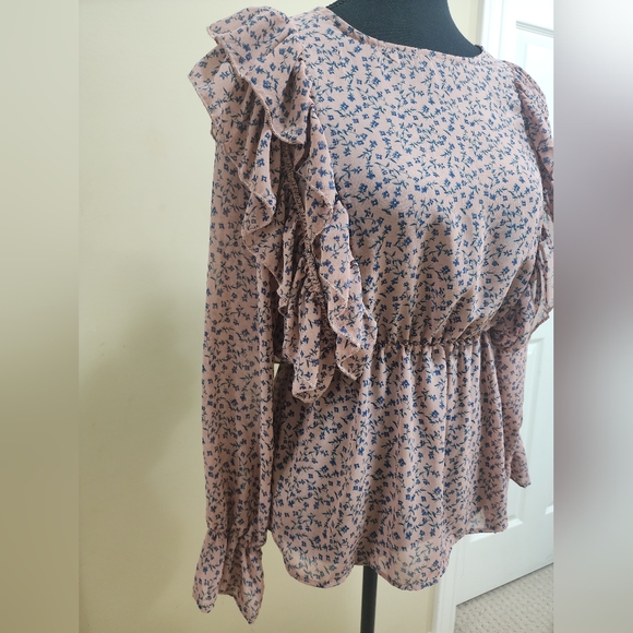 Blue and Pink Floral Top - Picture 2 of 6